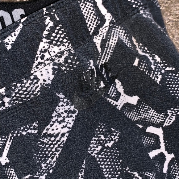 Nike leggings - Picture 1 of 3